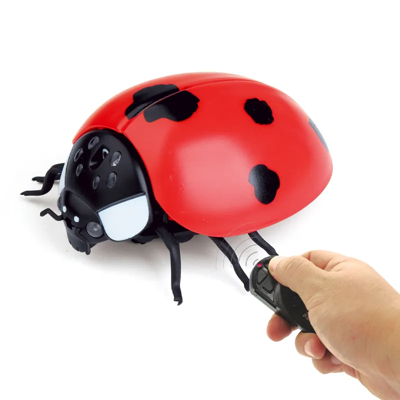 Wholesale Remote Control Simulation 3D Models Robot Plastic Remote Control Insect Animal Kids Toy