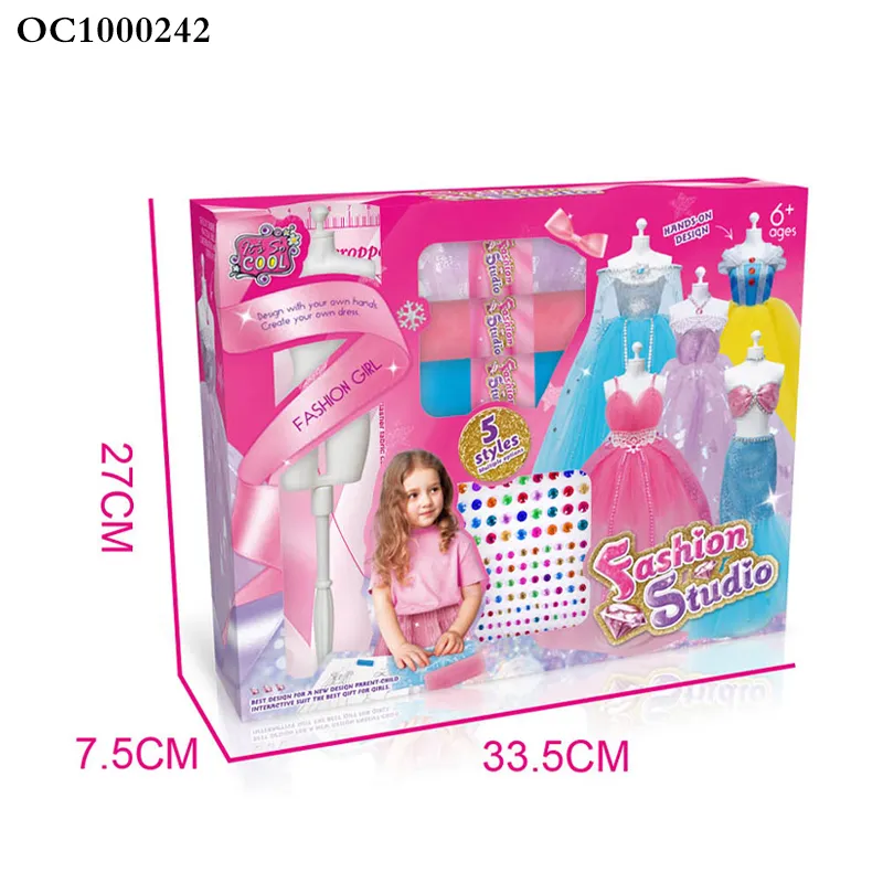 Custom Dress up Doll Set Wholesale Designer Clothing Game Toys with Crafts Accessories DIY for Kids