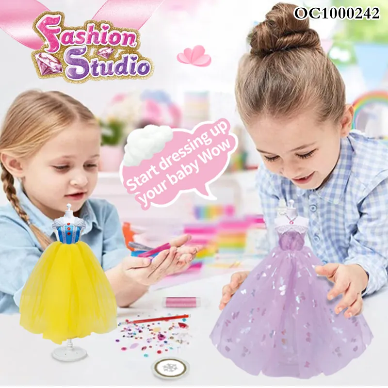 Custom Dress up Doll Set Wholesale Designer Clothing Game Toys with Crafts Accessories DIY for Kids